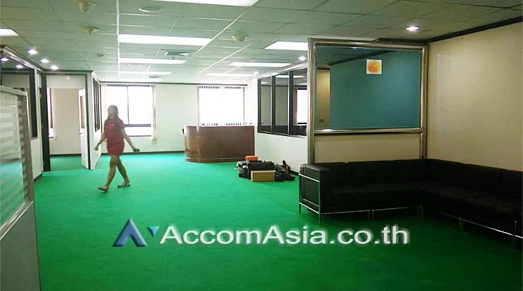 unit Office space For Rent in Phaholyothin, Bangkok  near MRT Chatuchak Park (AA14229)